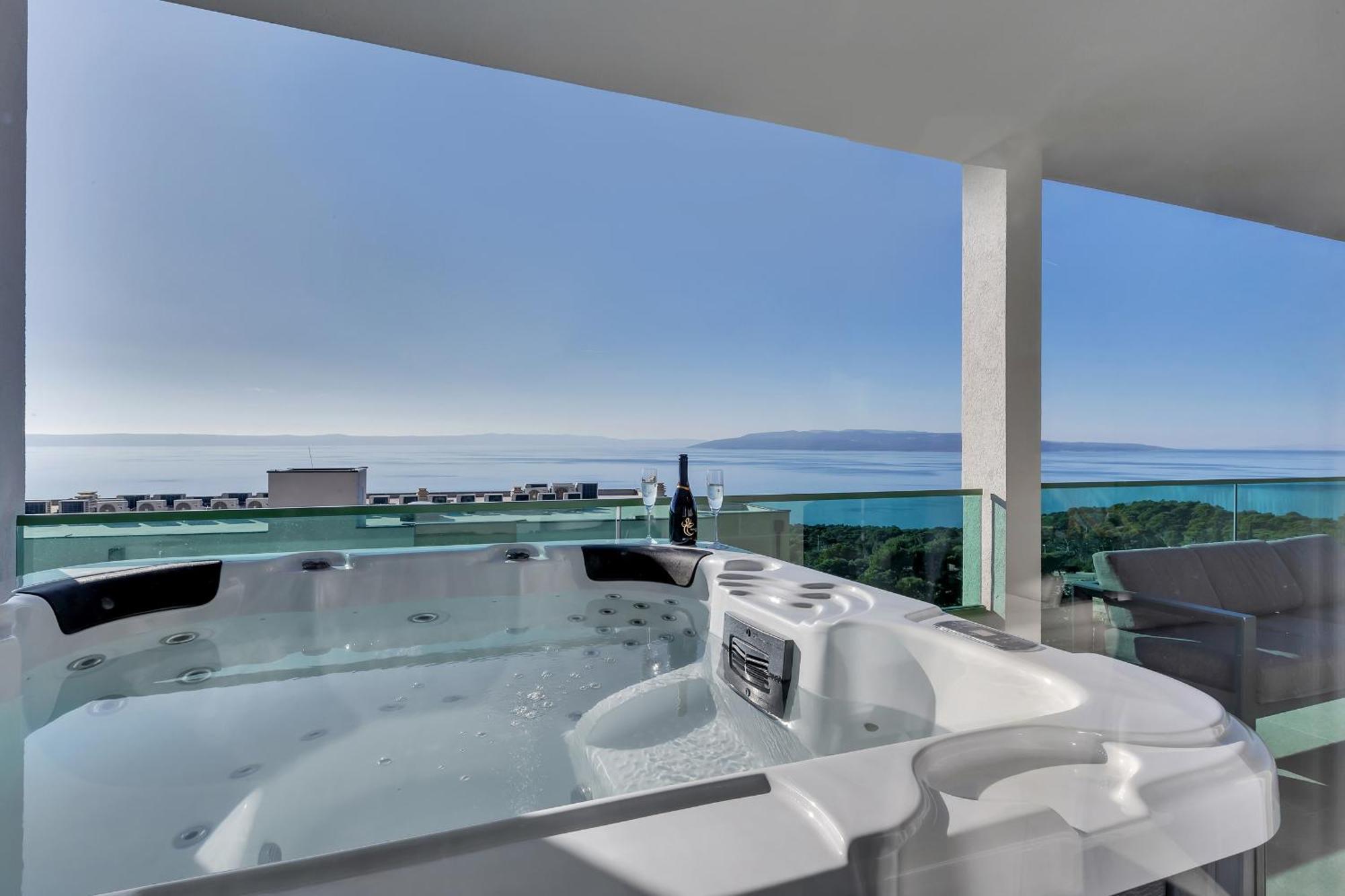 شقة Exclusive Penthouse Big Blue With Private Jacuzzi ماكارسكا المظهر الخارجي الصورة