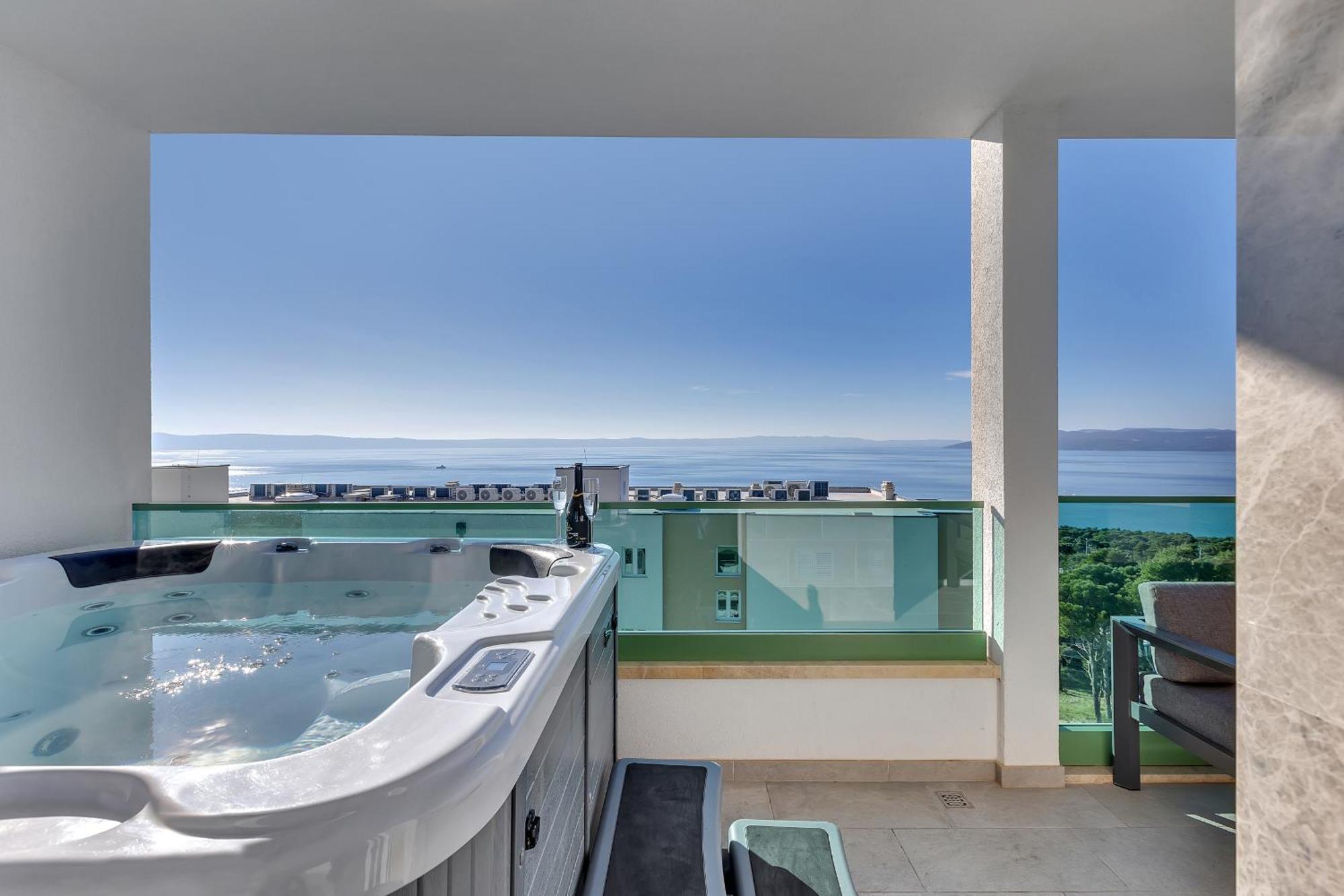شقة Exclusive Penthouse Big Blue With Private Jacuzzi ماكارسكا المظهر الخارجي الصورة