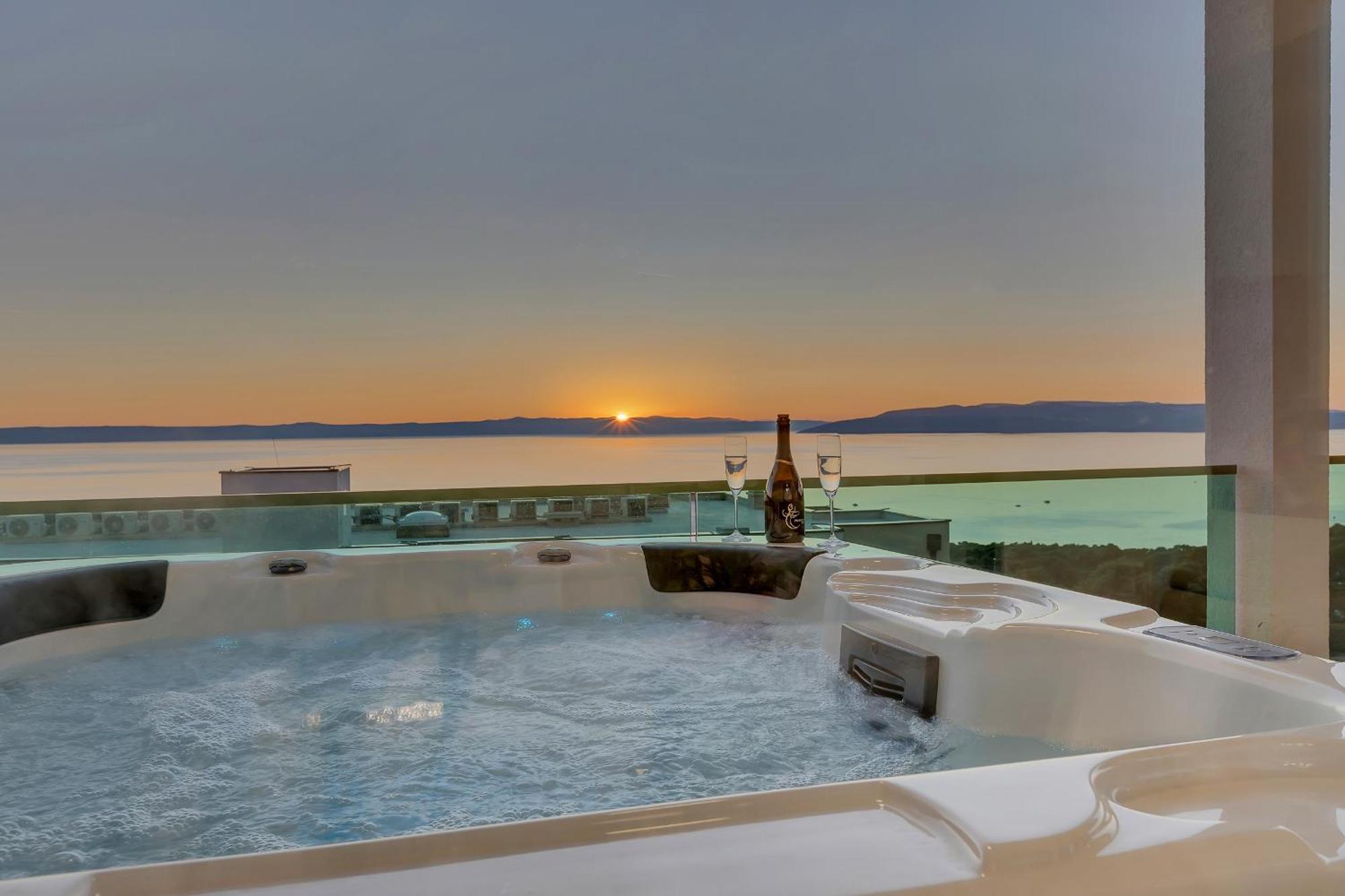 شقة Exclusive Penthouse Big Blue With Private Jacuzzi ماكارسكا المظهر الخارجي الصورة