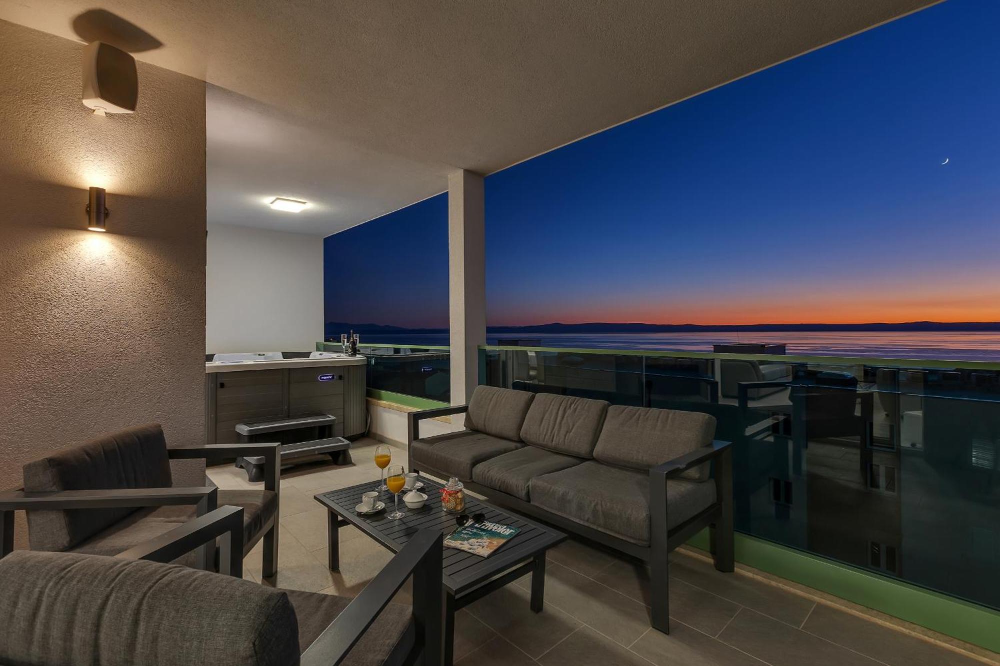 شقة Exclusive Penthouse Big Blue With Private Jacuzzi ماكارسكا المظهر الخارجي الصورة